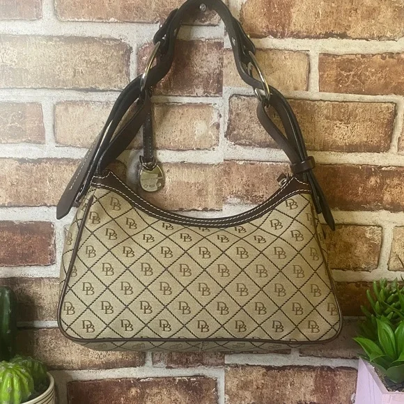 Dooney & Bourke shoulder bag and wristlet combo - Picture 6 of 16